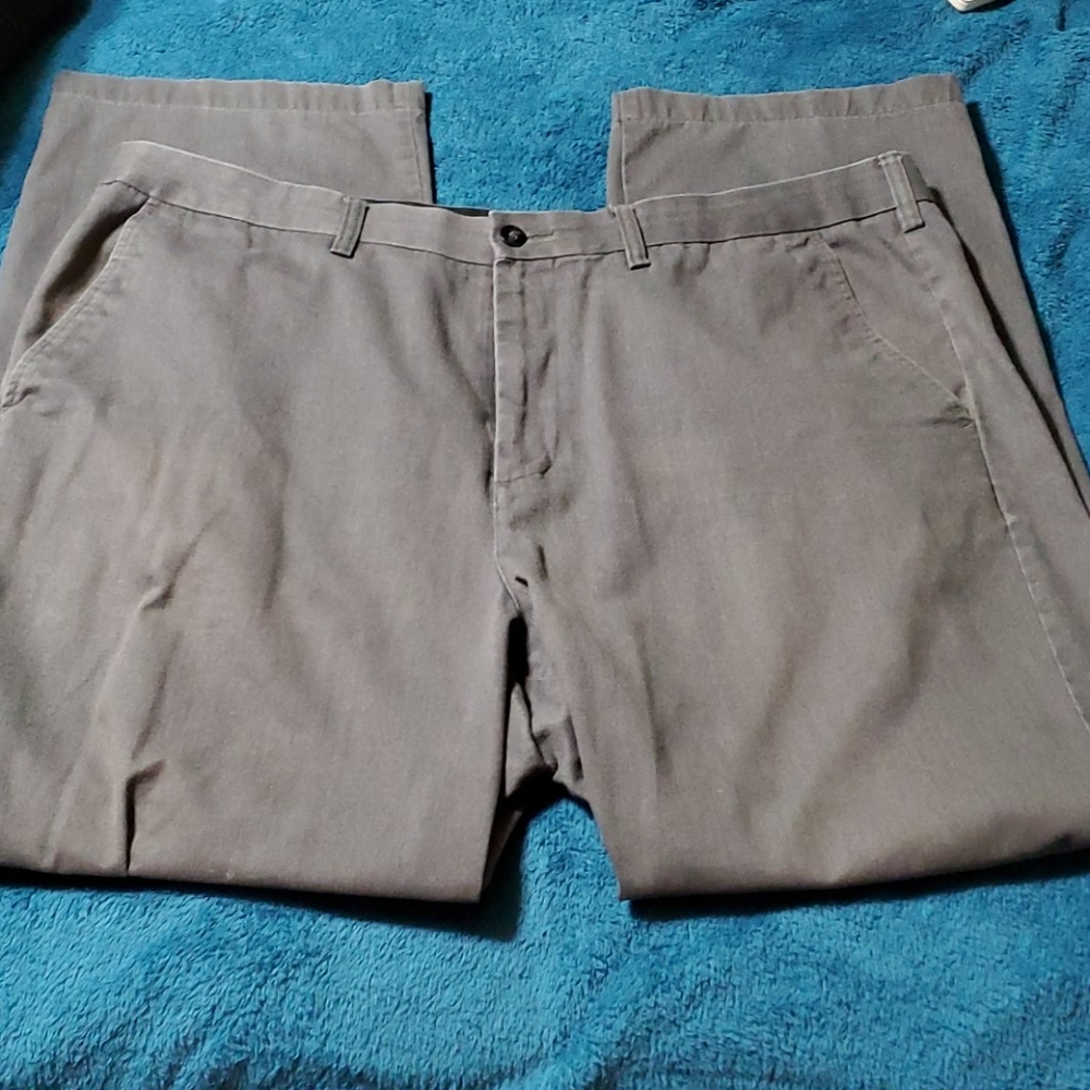 3/$20 Mens dress pants size 46x32